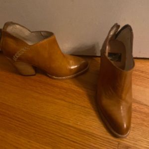 Freebird booties size 7